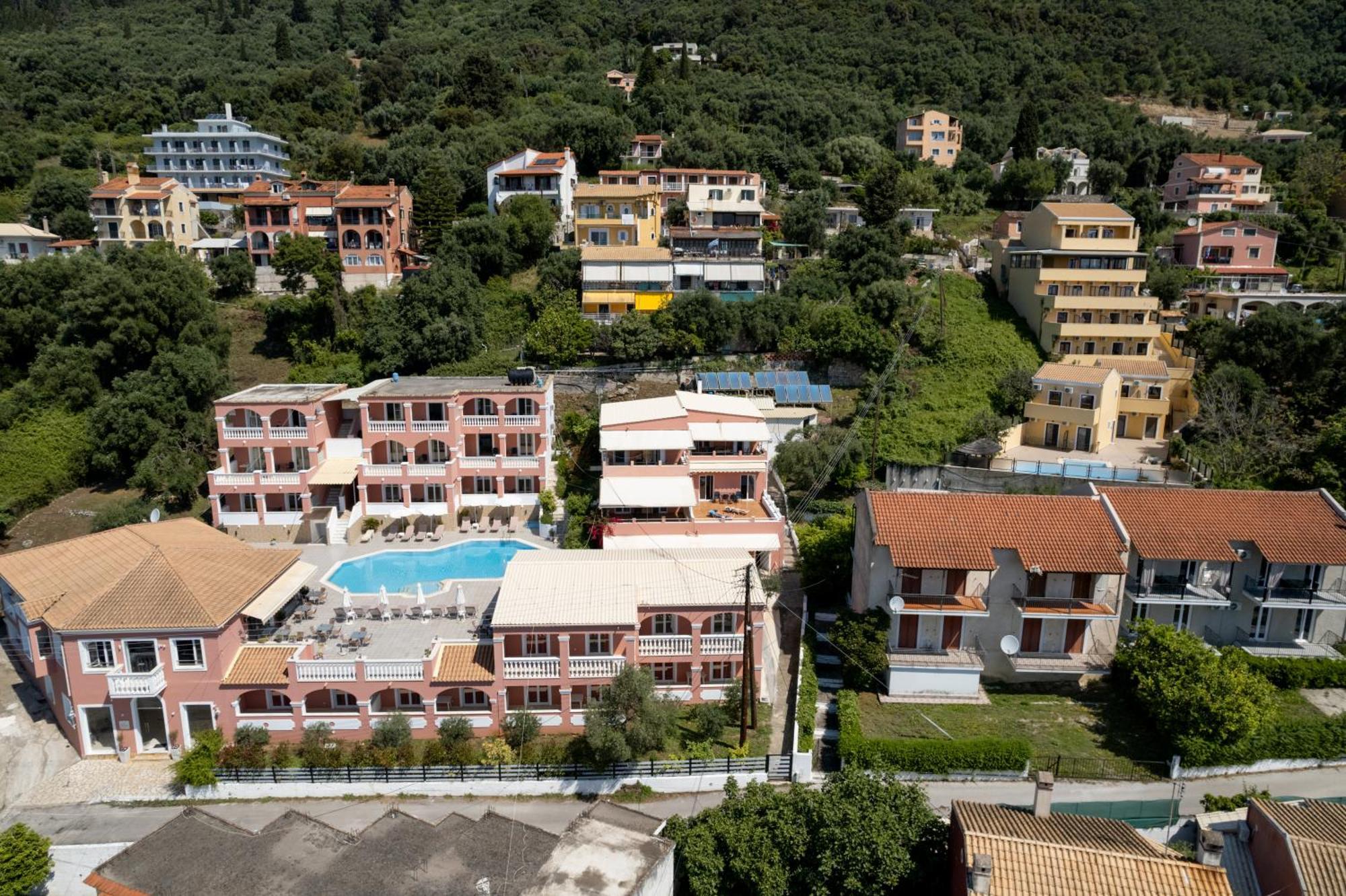Paradiso Hotel Sea View And Pool Suites Ipsos Corfu Exterior foto