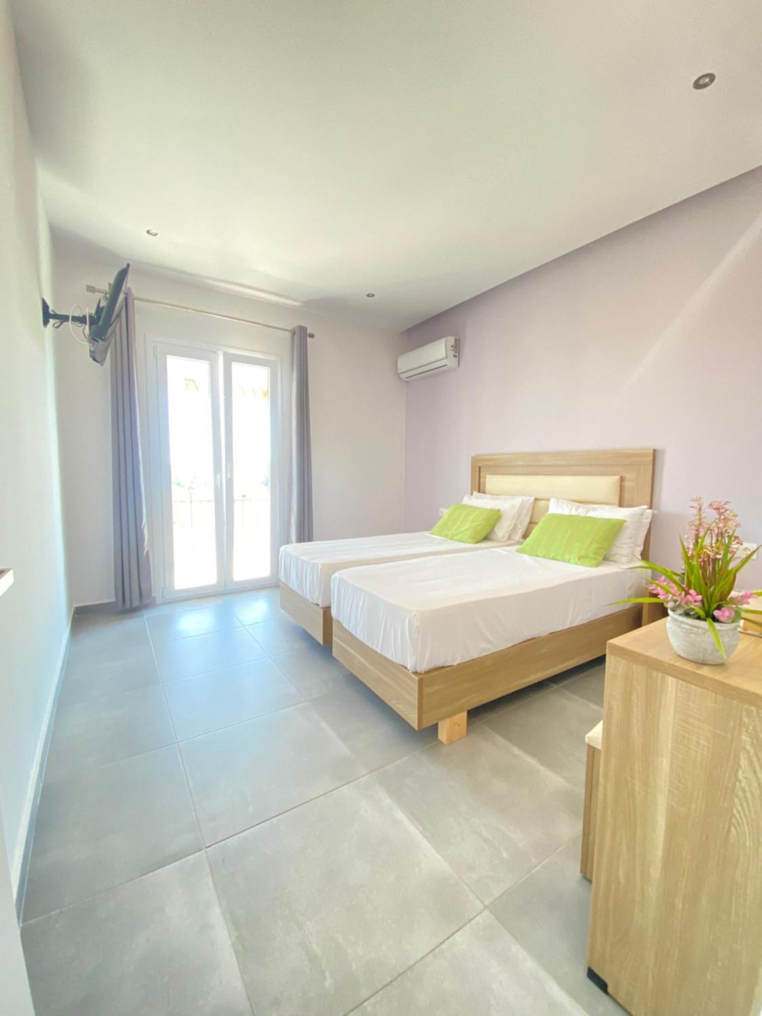 Paradiso Hotel Sea View And Pool Suites Ipsos Corfu Exterior foto